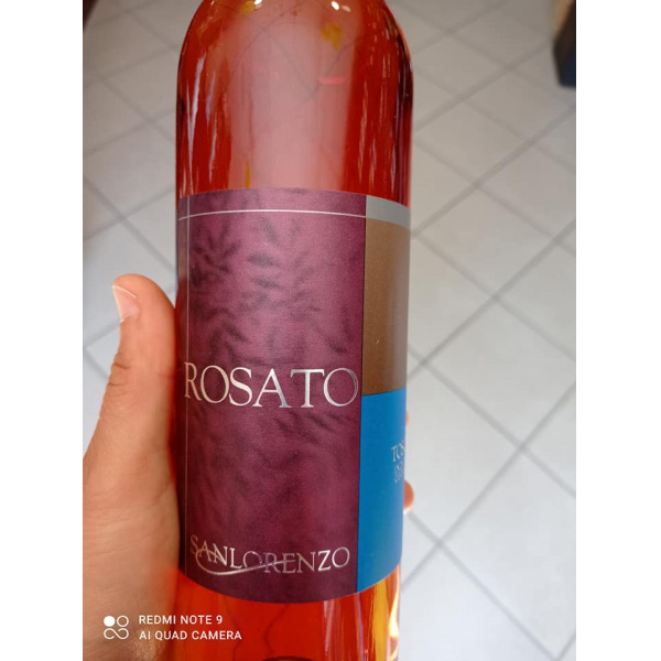 Rosé Montalcino 14 gradi per chi come me inizia a preferire i rosé ai bianchi e rossi .....da provare fresco fresco