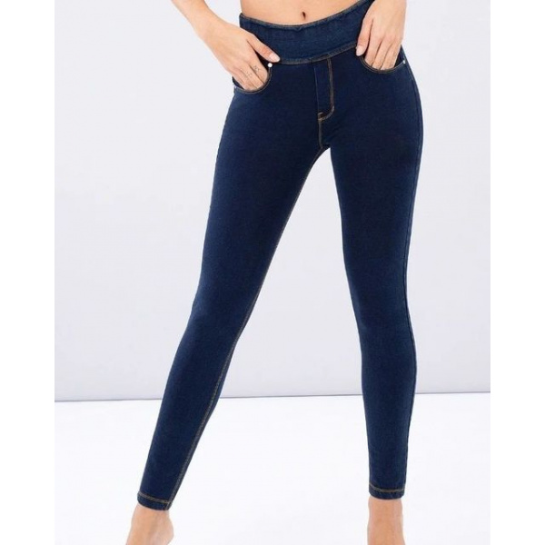 N. O. W FREDDY disponibili in negozio sia nel colore blu jeans che nero. Esalta la tua linea!