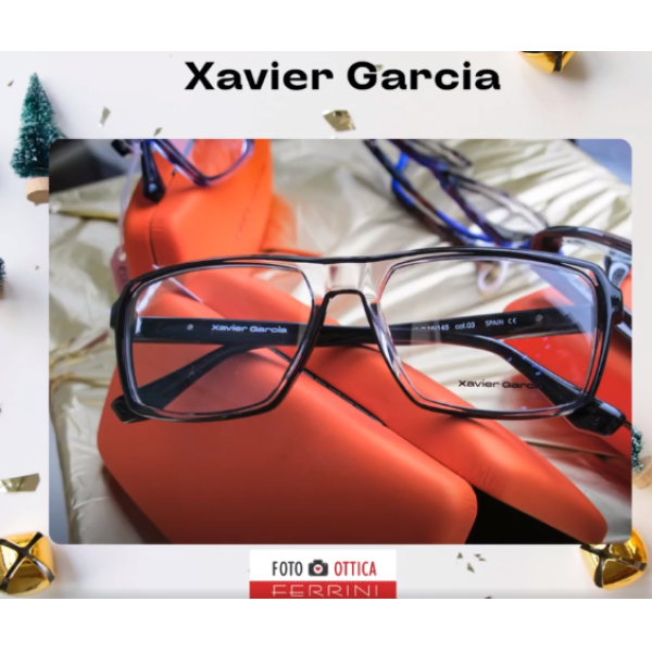 Una collezione da colori audaci, design tecnico e lavorazione artigianali rendono combinazioni di colorazioni vivaci per un occhiale che non passa inosservato.