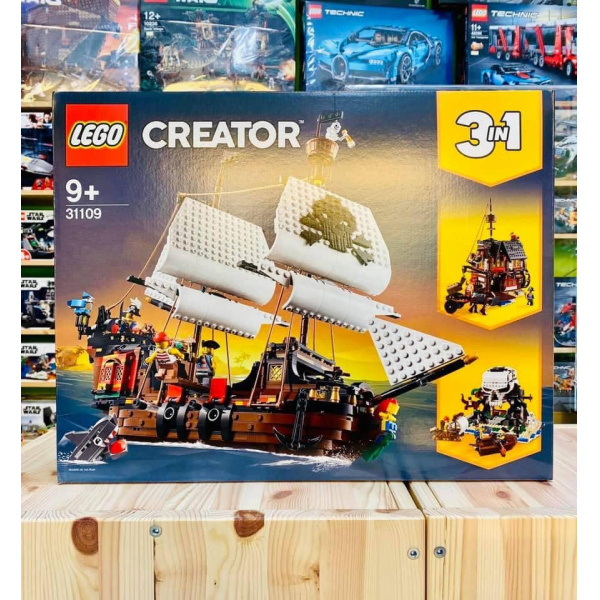 LEGO Creator 3in1 31109 Galeone dei pirati